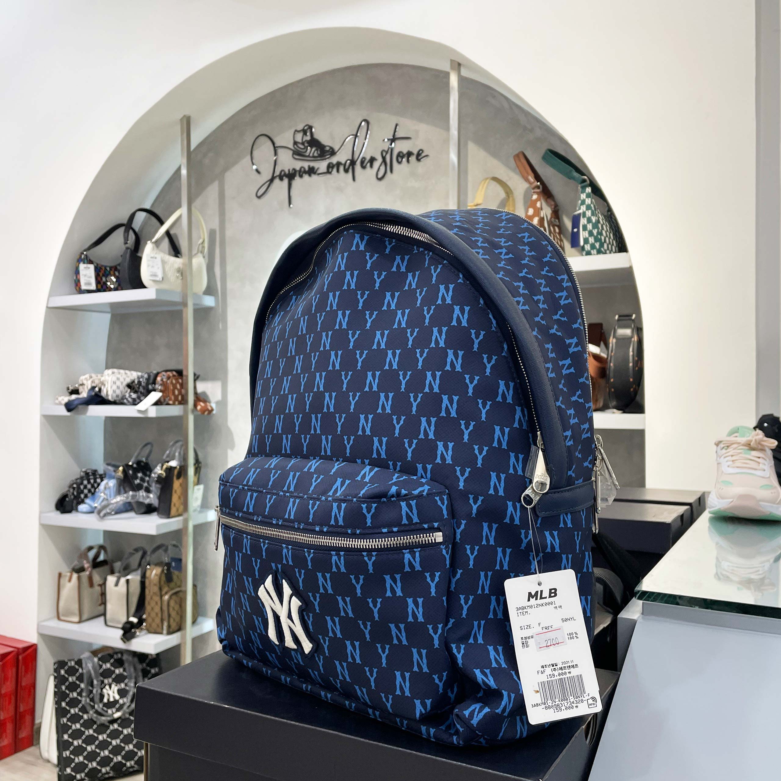 Balo MLB Korea MONOGRAM NYLON JACQUARD MINI BACKPACK NEW YORK YANKEE Dope Shop Dopevncom #36 Balo MLB Korea MONOGRAM NYLON JACQUARD MINI BACKPACK NEW YORK YANKEE Dope Shop Dopevncom